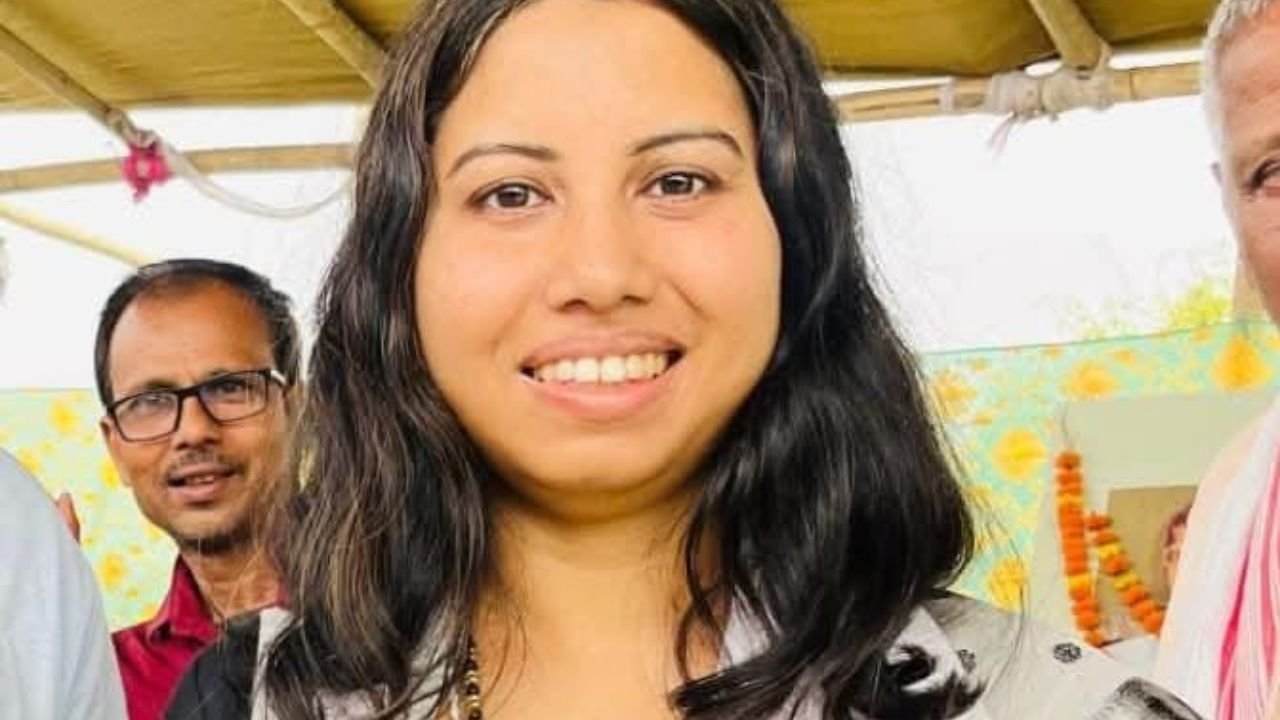 Guwahati: Former minister's daughter committed suicide by jumping from the second floor!