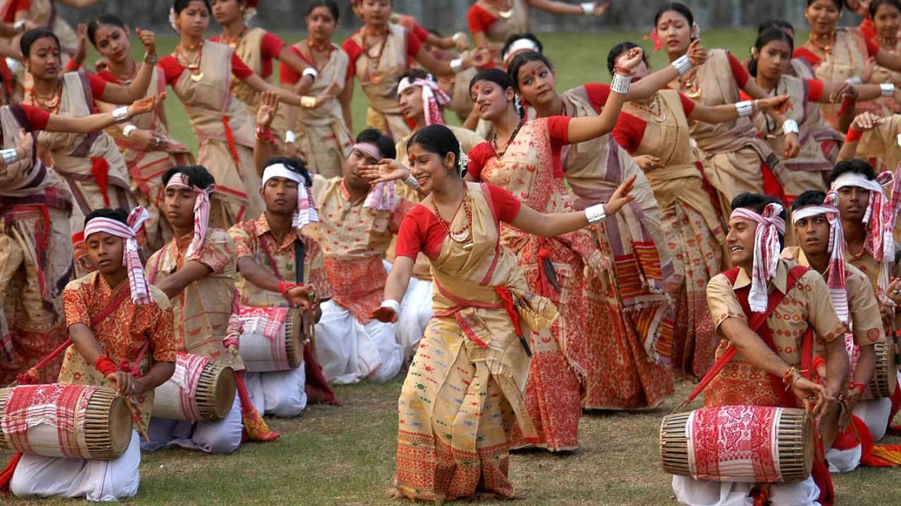 Assam government's list is wrong, a thief gets the status of a distinguished citizen!