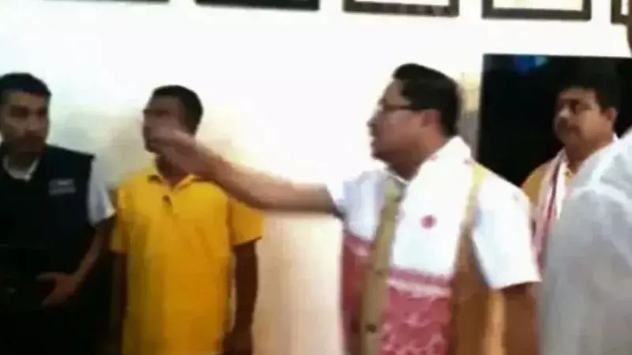 Assam News: Assam BJP president publicly reprimanded minister! Video went viral