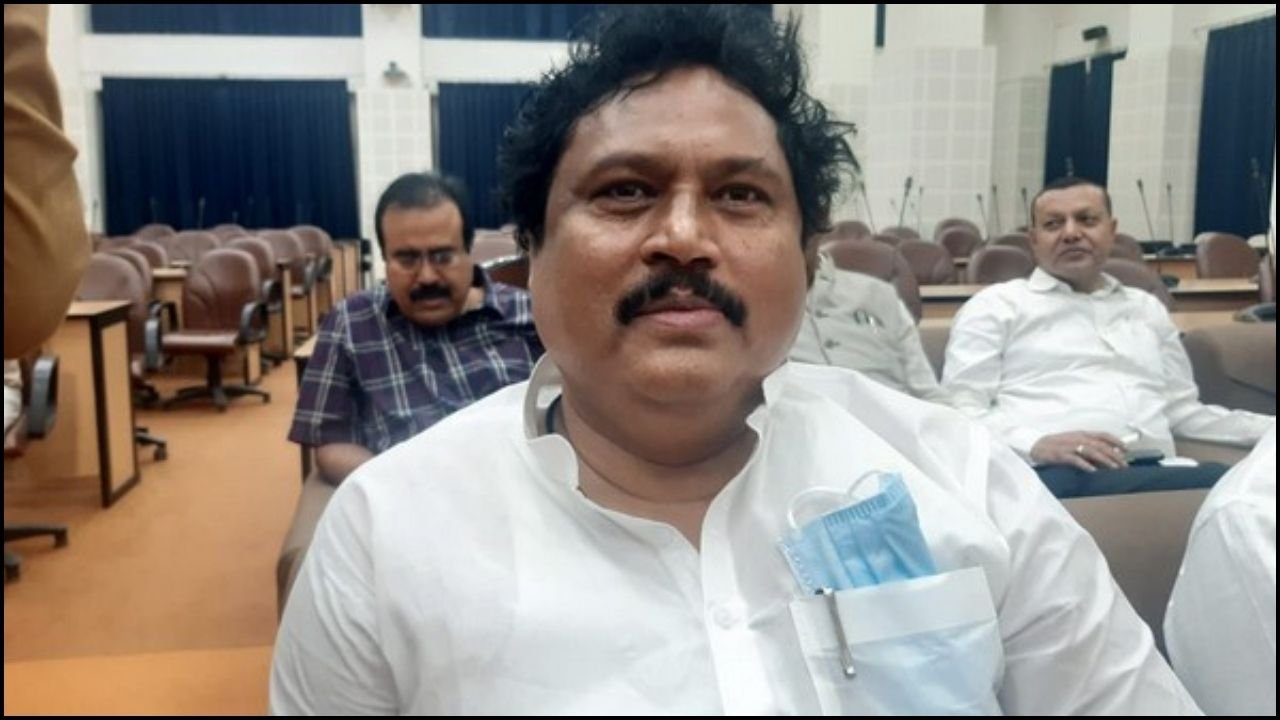 Assam Politics: Big statement by Rekibuddin Ahmed, said- Indira ji had bowed down to Pakistan!