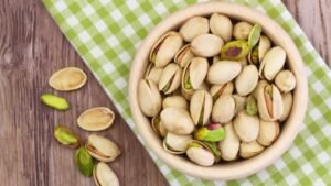 If you eat too many pistachios, you may have to regret it! Know its hidden disadvantages