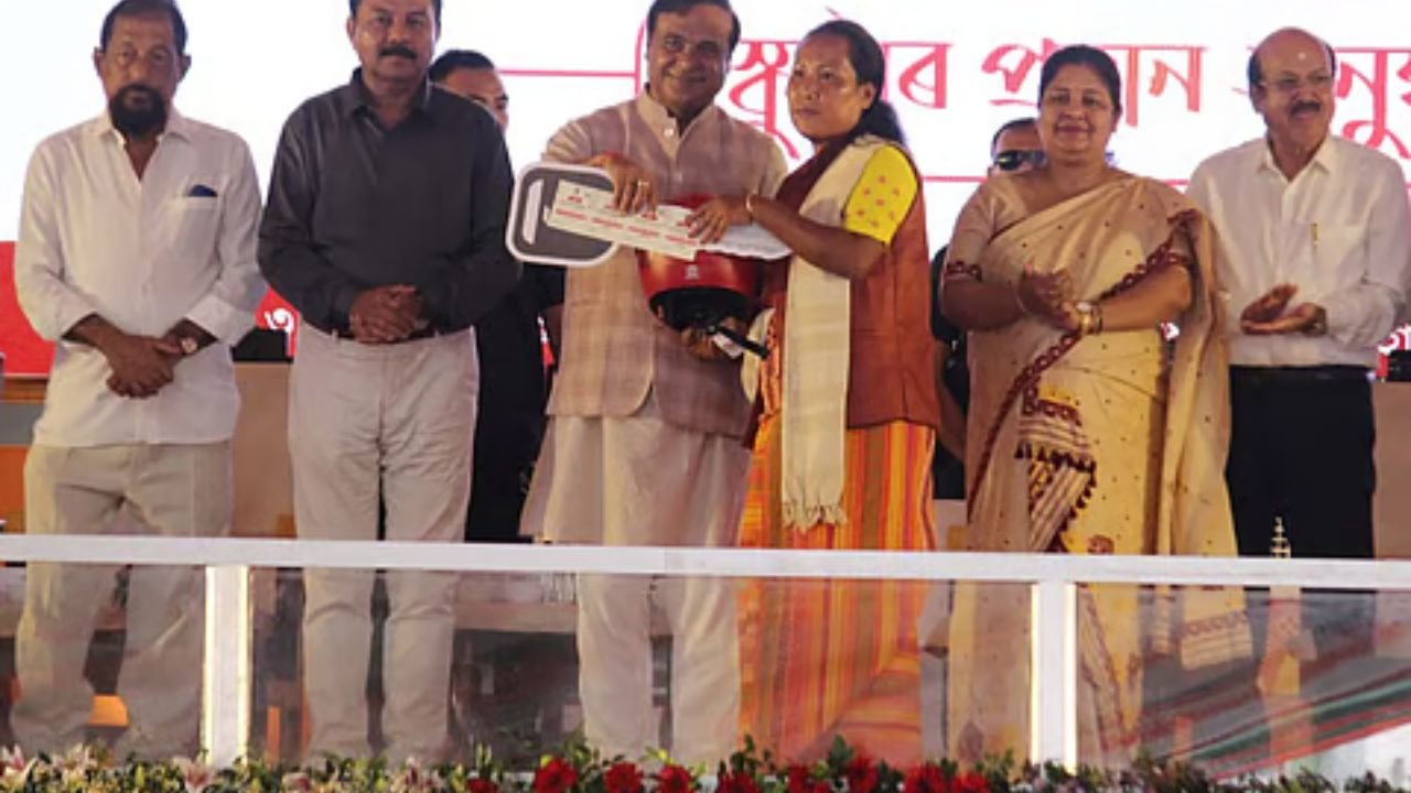 Guwahati: Himanta Biswa Sharma distributed scooters under the Sakhi Express scheme in Guwahati