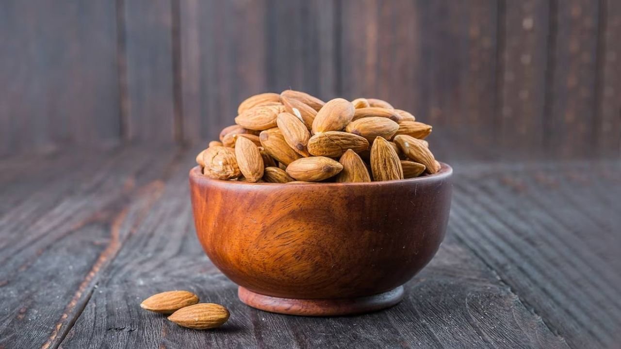 Almond Benefits: Even doctors do not tell this secret of almonds, but the body gets miraculous benefits