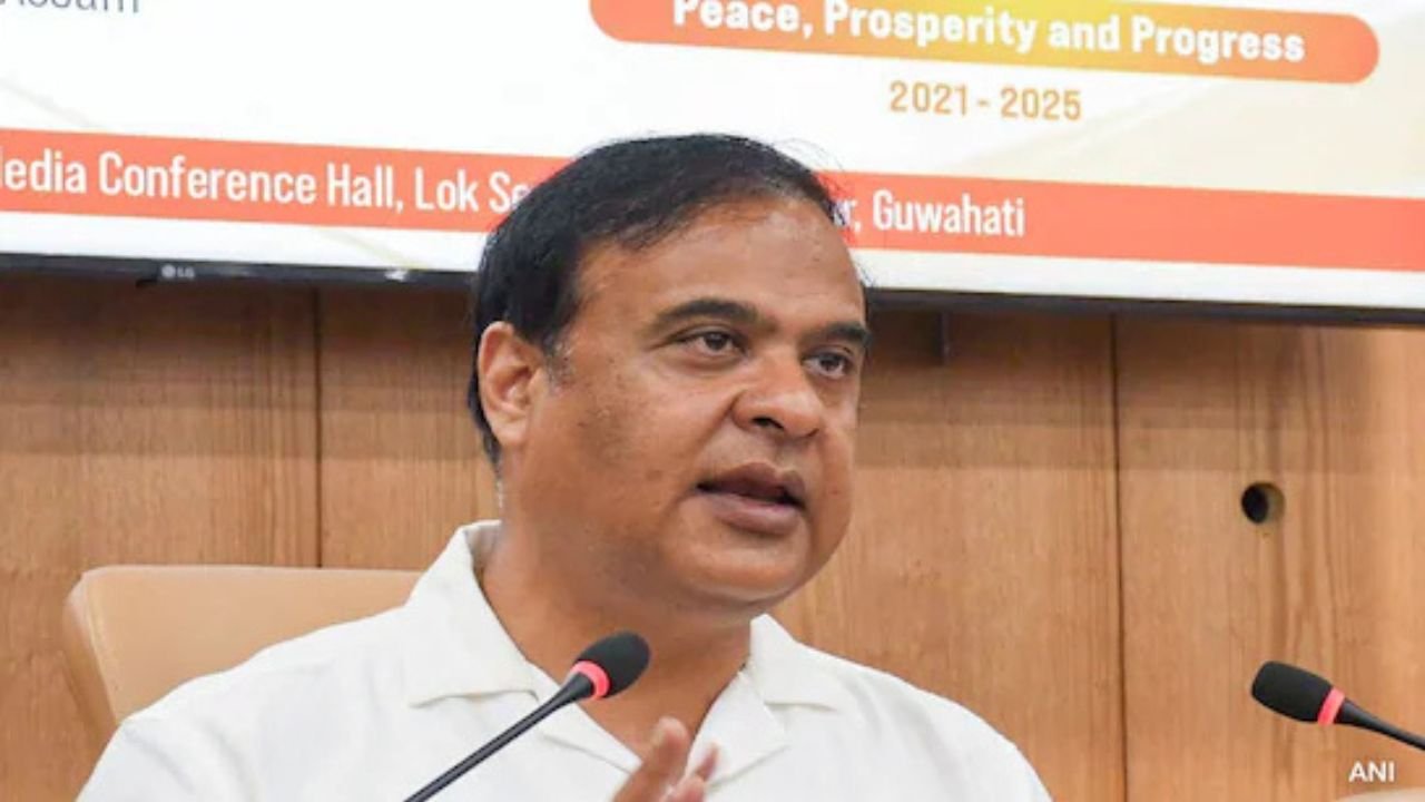 Double attack on infiltrators in Assam, government takes big action against people who settled after 1971