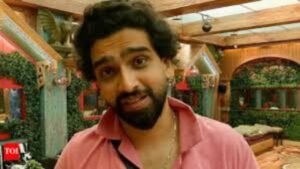 Bigg Boss 19: Secret revealed! Amaal Malik expressed his feelings to a mysterious girl outside the house