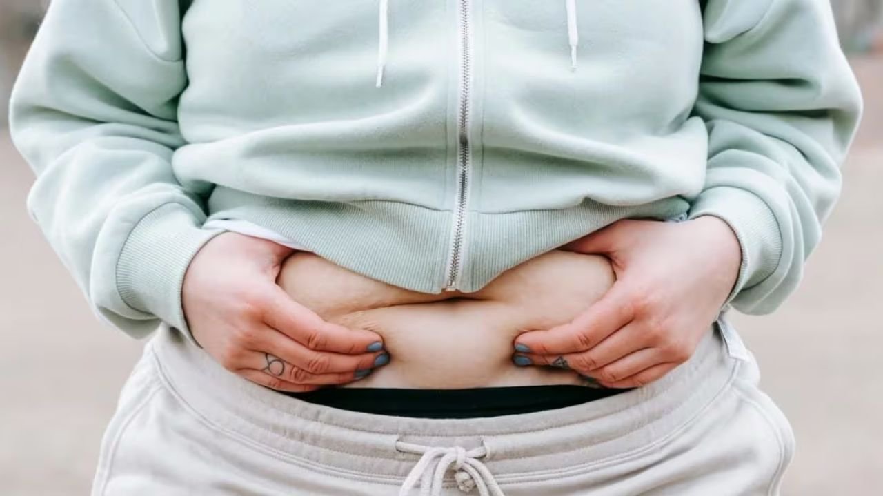 PCOS Awareness: Weight gain is not just a diet mistake, it can also be a warning of this disease.