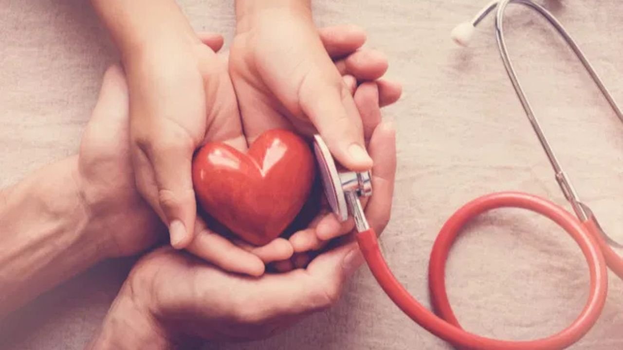 Heart attack is no longer a disease of the elderly! Why are there blockages in the arteries of young people, experts told the reason