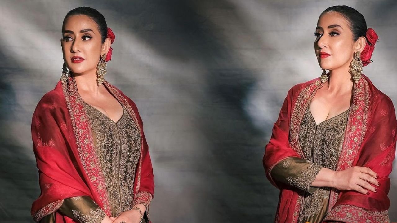 Manisha Koirala: Youth create ruckus in Nepal, government shakes… Manisha Koirala had already warned