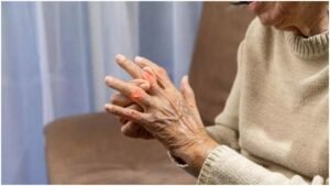 Struggling with arthritis pain? Just try these yoga poses, and your joint pain will vanish with miraculous effects!