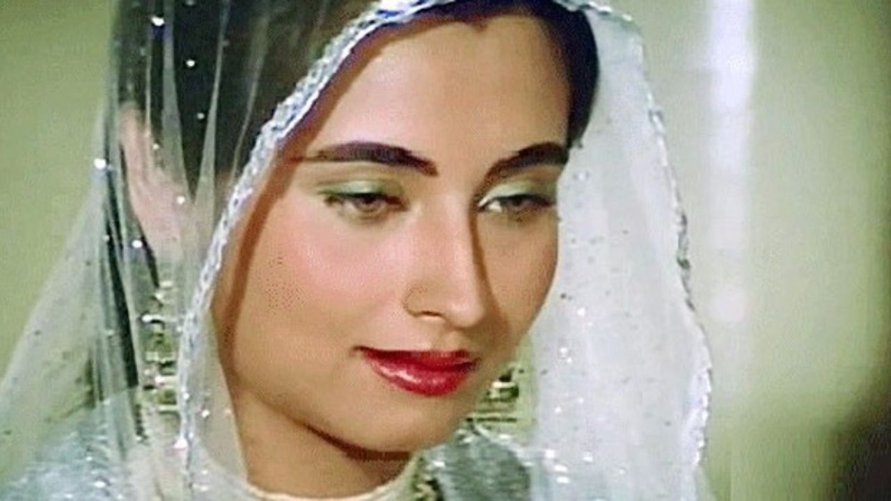 Bollywood's beautiful actress Salma Agha, why is she all alone even after three marriages?