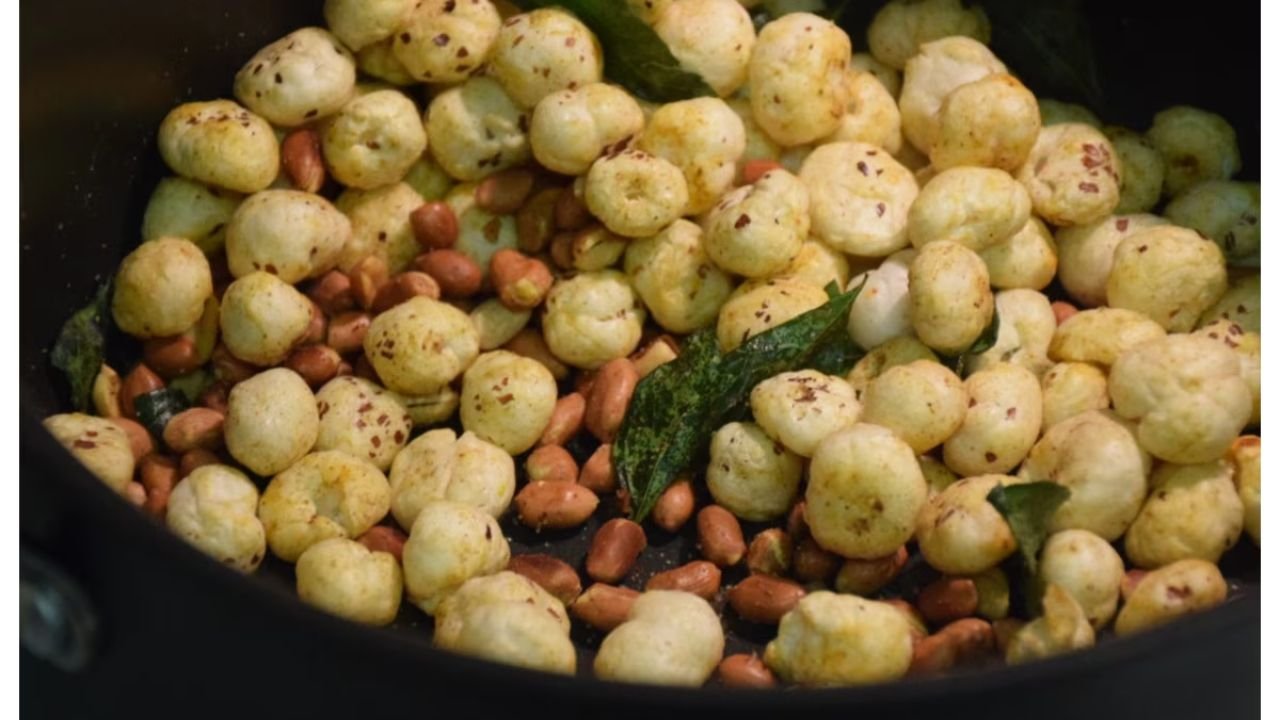 Health Tips: Eat peanuts and makhana together every day, your body will get 7 surprising benefits