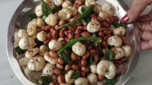 Health Tips: Eat peanuts and makhana together every day, your body will get 7 surprising benefits