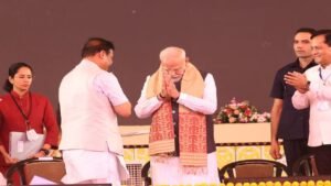 PM Modi reached Assam, inaugurated projects worth ₹18,530 crore, gave a gift to the people on Krishna Janmashtami