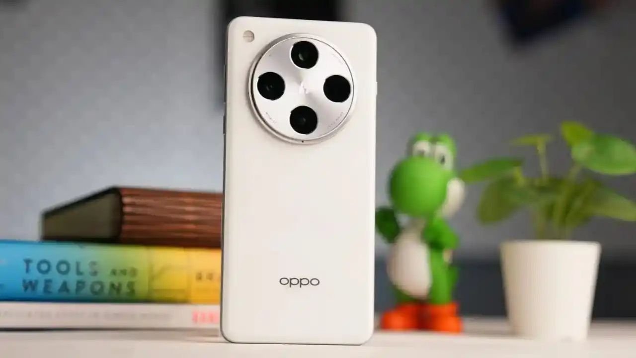 Croma offers a great deal on the Oppo Find X8 Pro, get a huge discount before the X9 launch