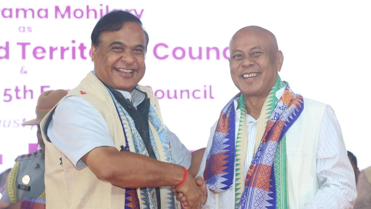 Major political change in Bodoland! Hagrama Mohilary becomes CEM, Rihon Daimary becomes deputy; oath taken in heavy rain