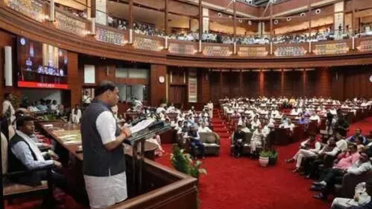 Assam introduces Himanta Biswa Sarma's bill banning polygamy, with a provision for a 7-year jail term.