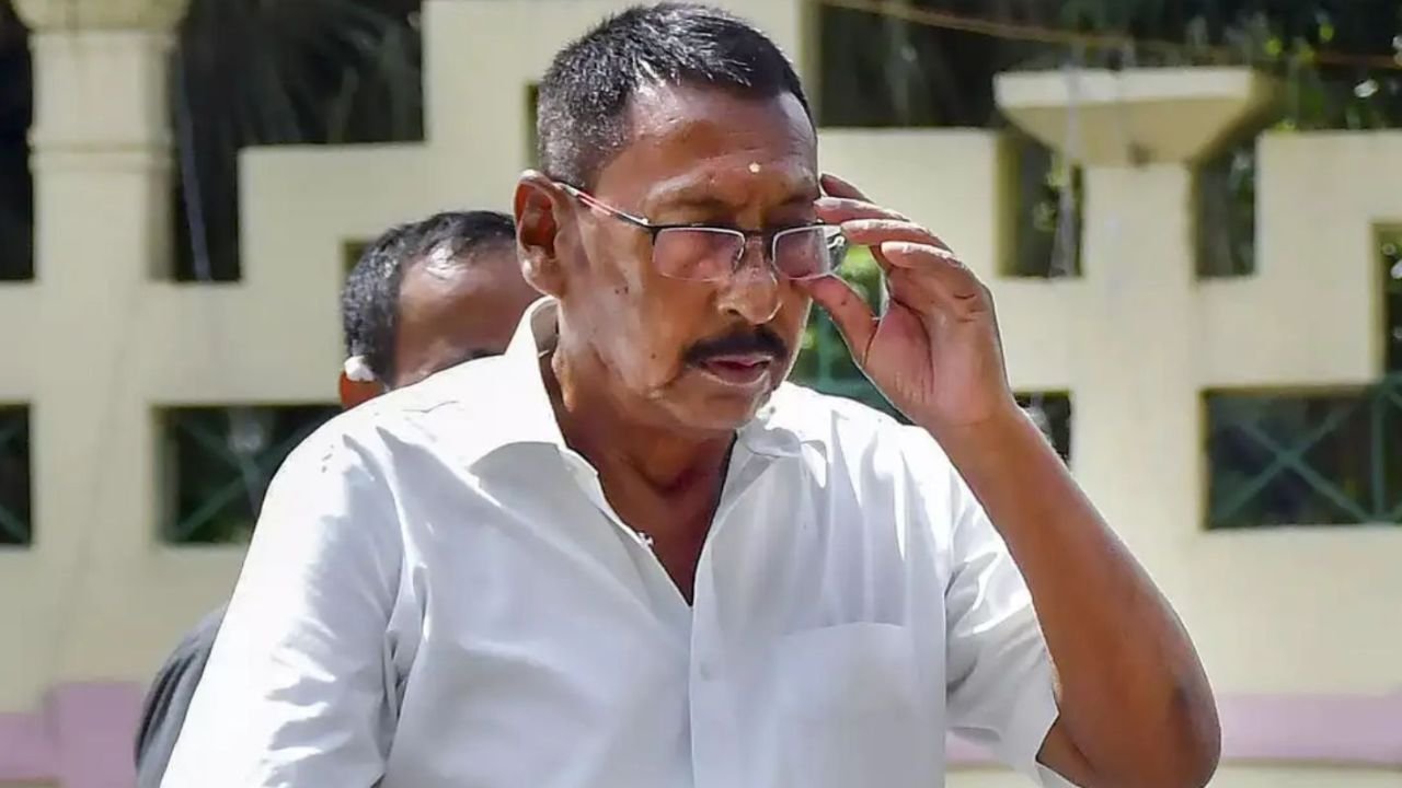 Assam: Former Union Minister Rajen Gohain makes a major political move, leaving the BJP and joining the Assam Jatiya Parishad.