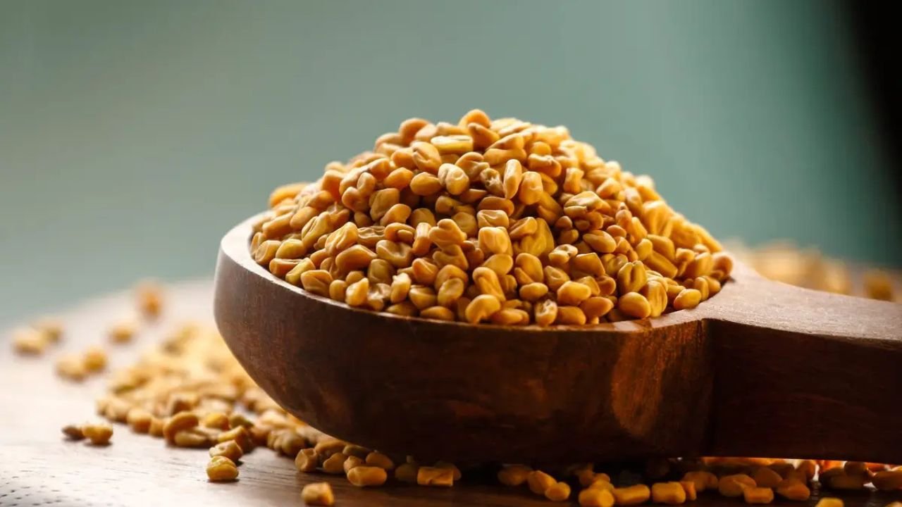 Fenugreek Seeds Benefits: Controlling sugar and cholesterol just got easier! Just use fenugreek seeds this way.