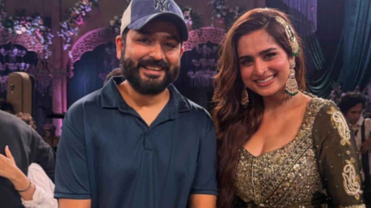 A big twist in Ranveer Singh's 'Dhurandhar'! Ayesha Khan, along with Krystle D'Souza, stole all the limelight.