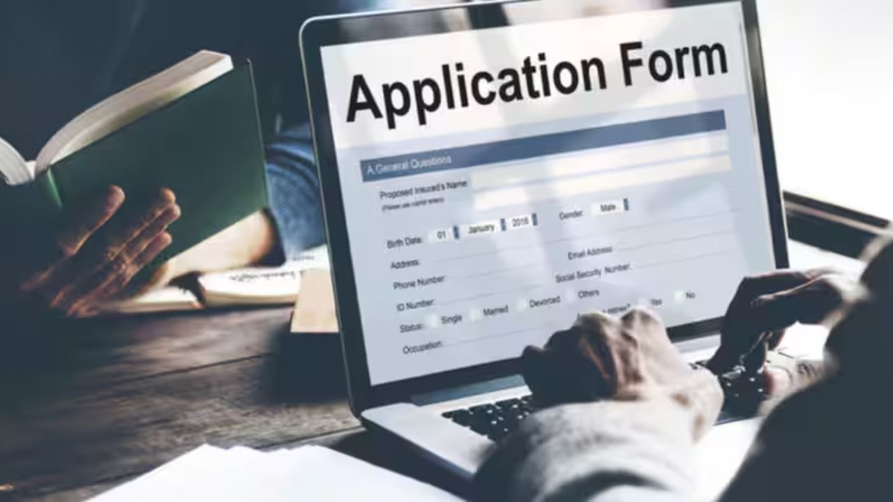 Railway RRB JE Recruitment 2025: Alarm for young engineers! The application window for RRB JE recruitment is closing in just one day!