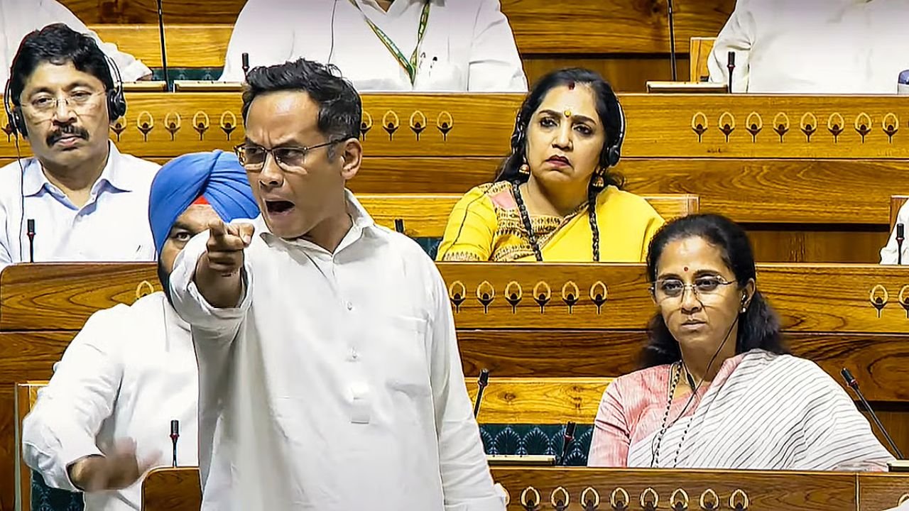 Gaurav Gogoi raised Zubeen Garg's case in the Lok Sabha, the demand for Bharat Ratna created a stir.