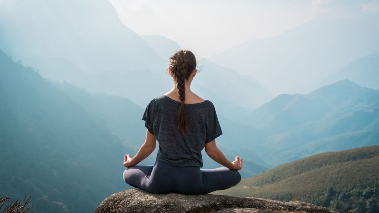 Right time to meditate: Meditating at the right time in the morning—will it unlock the secret to your mental and physical health all day long?