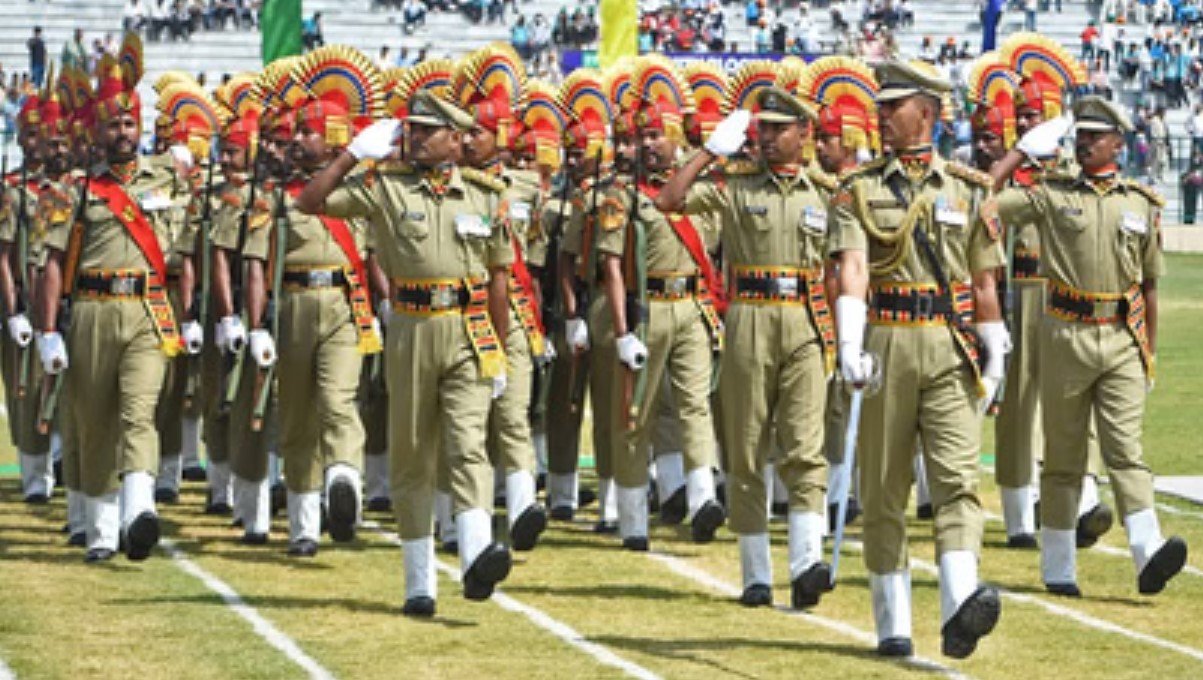 A great opportunity to become a constable in the Jammu and Kashmir Police! Recruitment has started for over 600 posts! Apply now!
