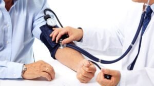 High blood pressure gives warning before heart attack, know the Ayurvedic solution