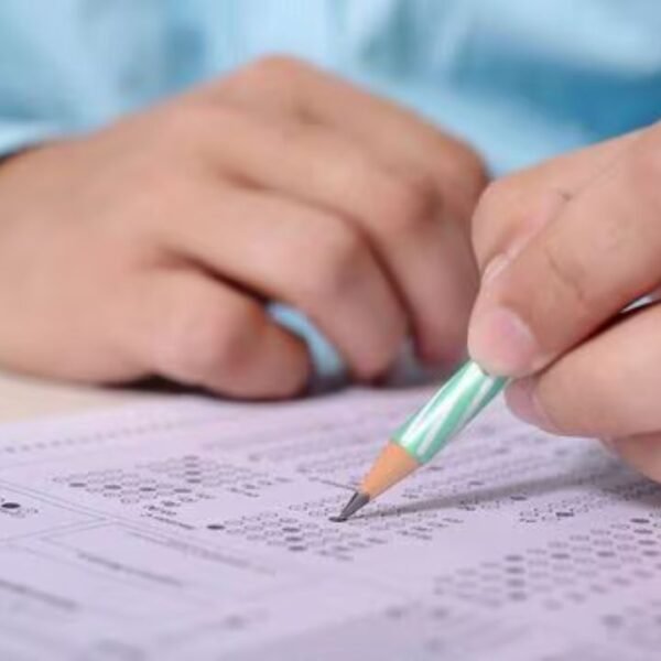 CBSE Board Exams 2026 Start Now: What Students Can and Cannot Carry