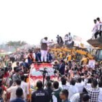Assam CM Himanta Biswa Sarma Receives Spectacular “Bulldozer Salute” During Election Rally