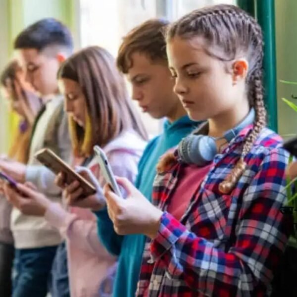 Is the Phone Ban Improving Children’s Education? Research Reveals the Truth