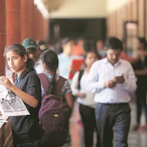 Widening Gap in College Opportunities Between Poor and Rich Students Exposed